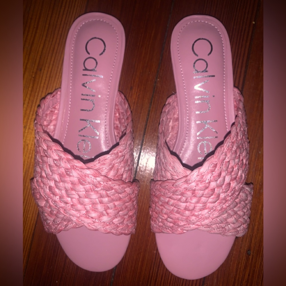 Calvin Klein June Flat Sandals